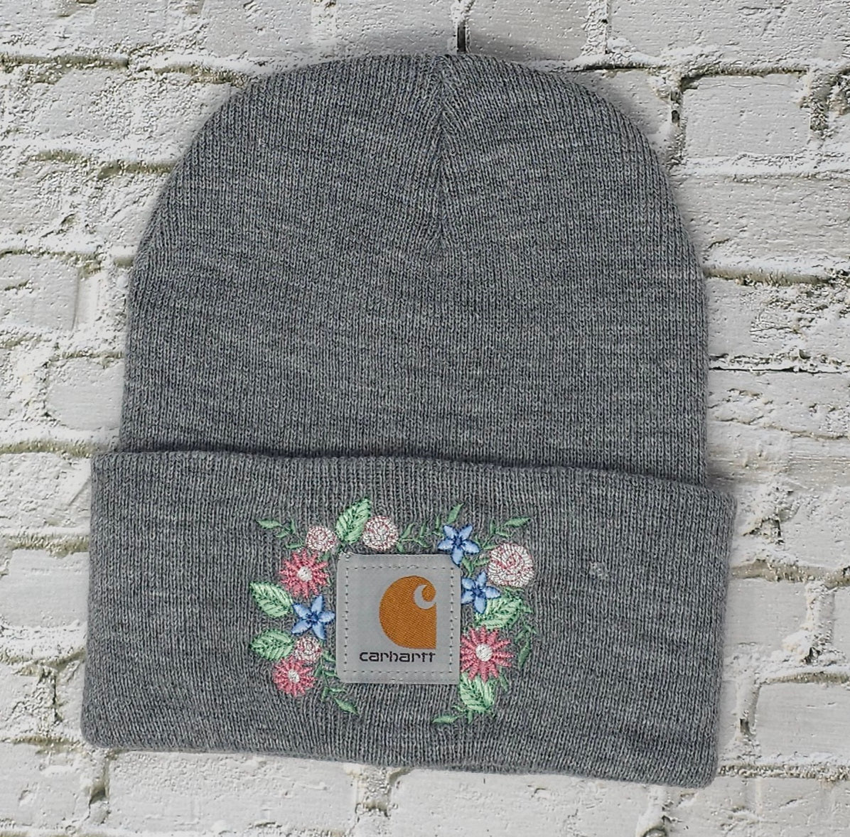 Women’s Floral Embroidered Knit Beanie – Soft, Warm Winter Hat with Pastel Stitching
