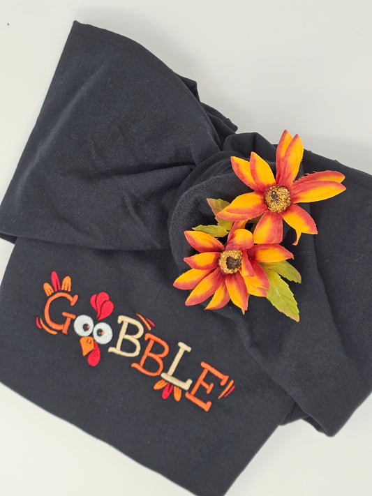 Cozy “Gobble” Thanksgiving Embroidered Sweatshirt – Cute Turkey Face Fall Crewneck for Women